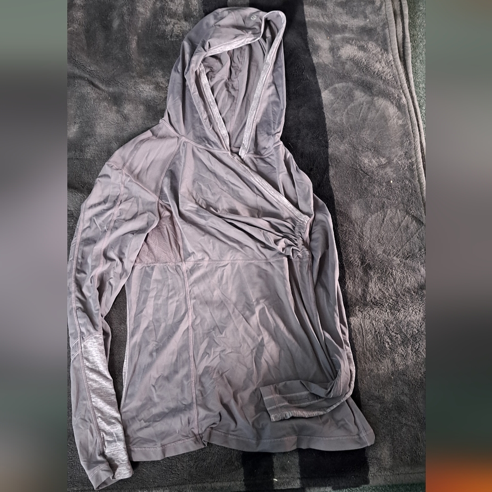 Lululemon Run For Your Life Pull Over